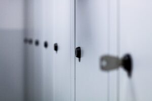 100均で実現するロッカー整理術