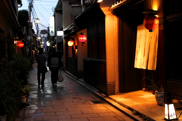 一見さんお断り店の裏事情、入るための心得